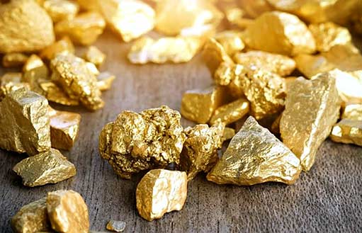 золотодобытчики продают все свое золото и серебро в обмен на бумажные валюты