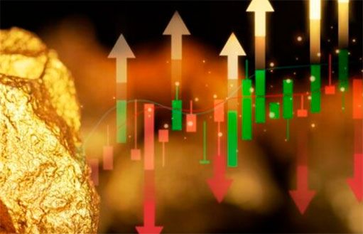 золото и биткойн консолидируются вблизи своих исторических максимумов