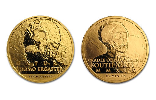 человек работающий на золотой монете ЮАР