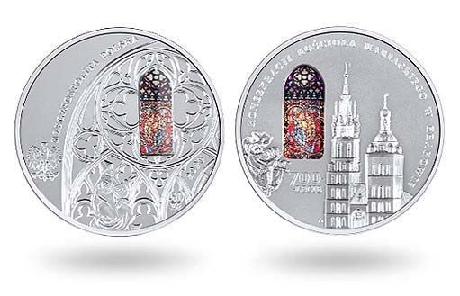 краковский костел на серебряных монетах Польши