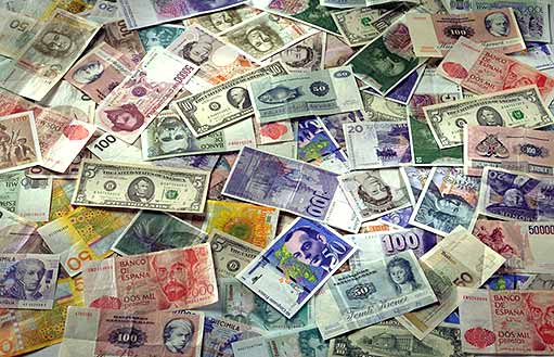 Cеръезного обсуждения ограничений по открытию россиянами вкладов в иностранной валюте просто не было