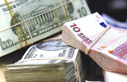 Кампания Банка России, направленная против вкладов физических лиц в валюте, набирает ход