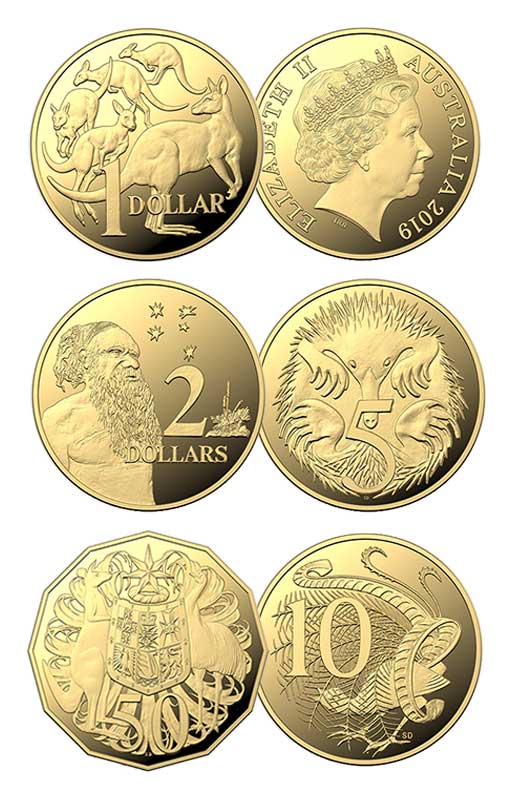 Комплект из 6 монет, посвященных смене портрета королевы, изображенных на аверсе