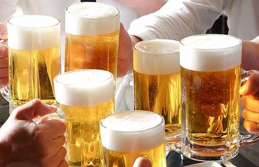 Одна унция золота позволяет купить 93 литра баварского пива в 2019