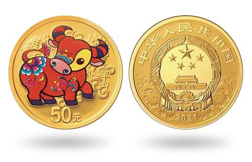 в Китае выпустили золотую монету к Году Быка