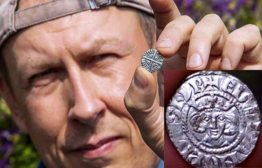 200 серебряных монет 14-го века найдено в Британии