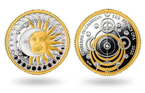 монета-кулон с Солнцем и Луной из серебра от Камеруна