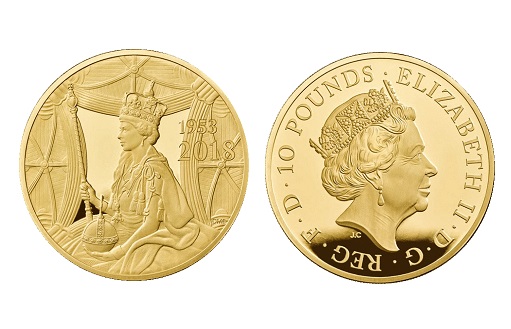 монеты 10 фунтов золото к восшествию на престол Елизаветы Второй