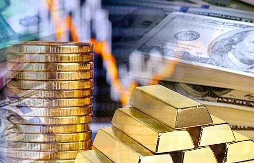 что происходит с золотом, долларом и нефтью