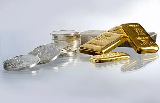 Золото отстает от платины и серебра