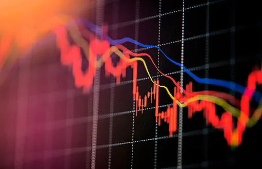 растущий долг и обесценивание валюты